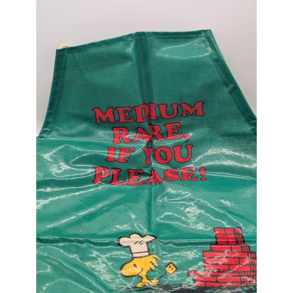 VTG 1965 Snoopy Peanuts Apron Woodstock Medium Rare If You Please PVC Green - Picture 4 of 7